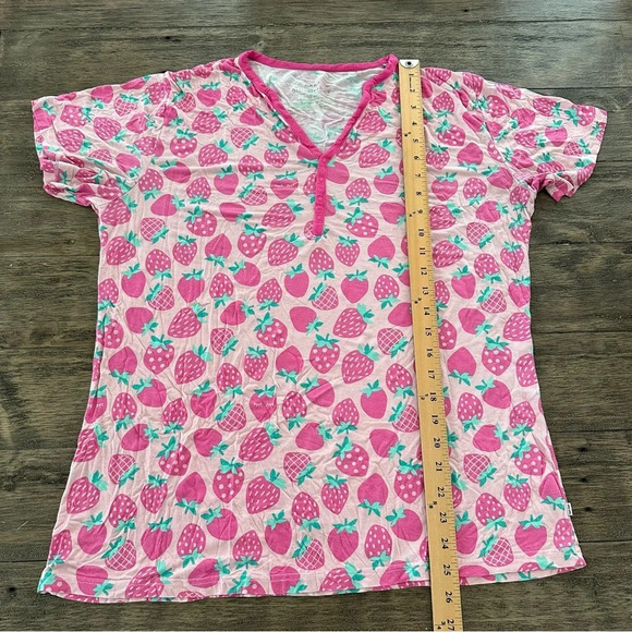 Little Sleepies size Large Sweet Strawberries Short Sleeve Pajama Top Bamboo - Picture 6 of 7